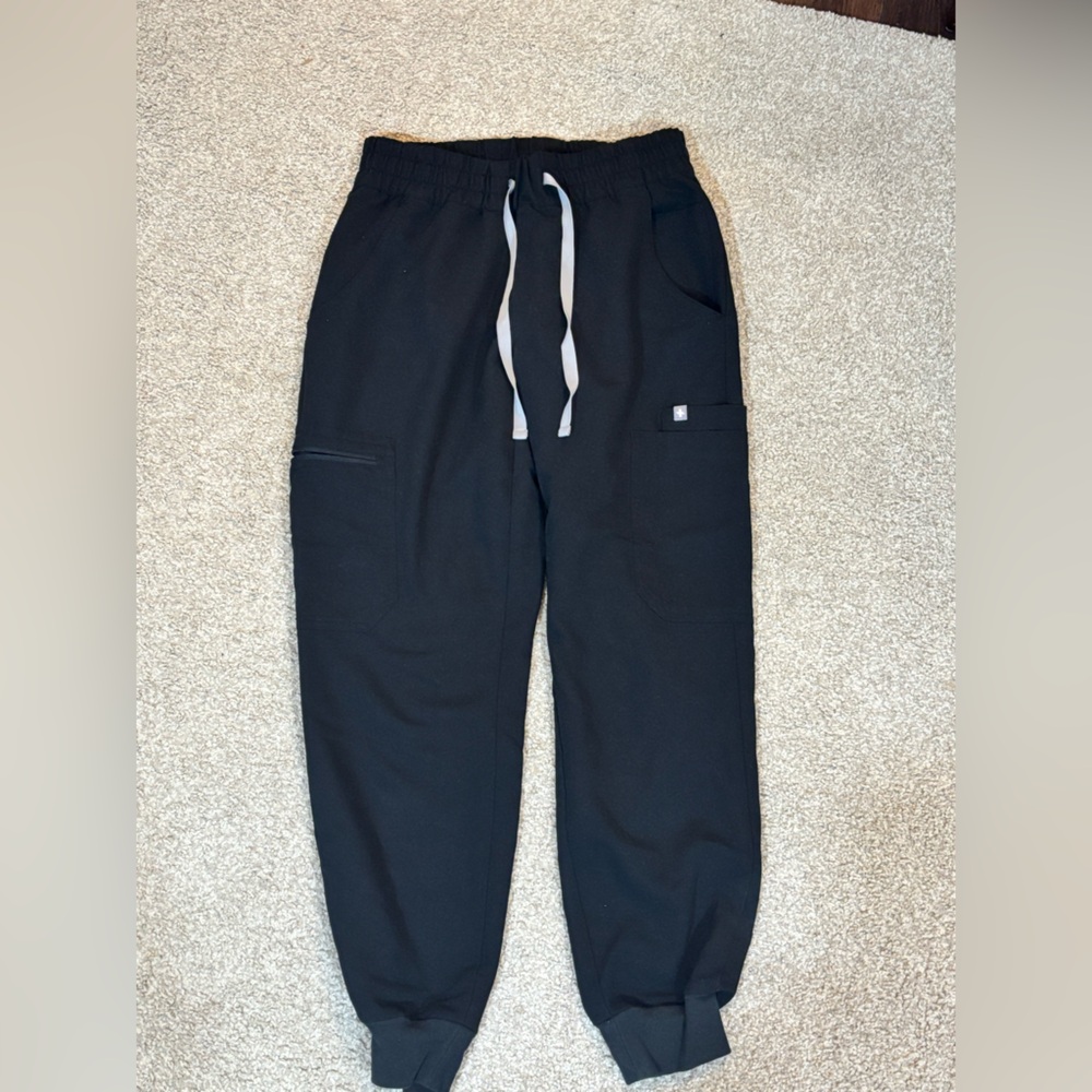 Womens XS petite Black Figs Jogger Pants